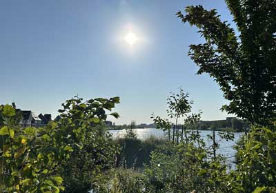 heerlijk genieten by Mees aan het water